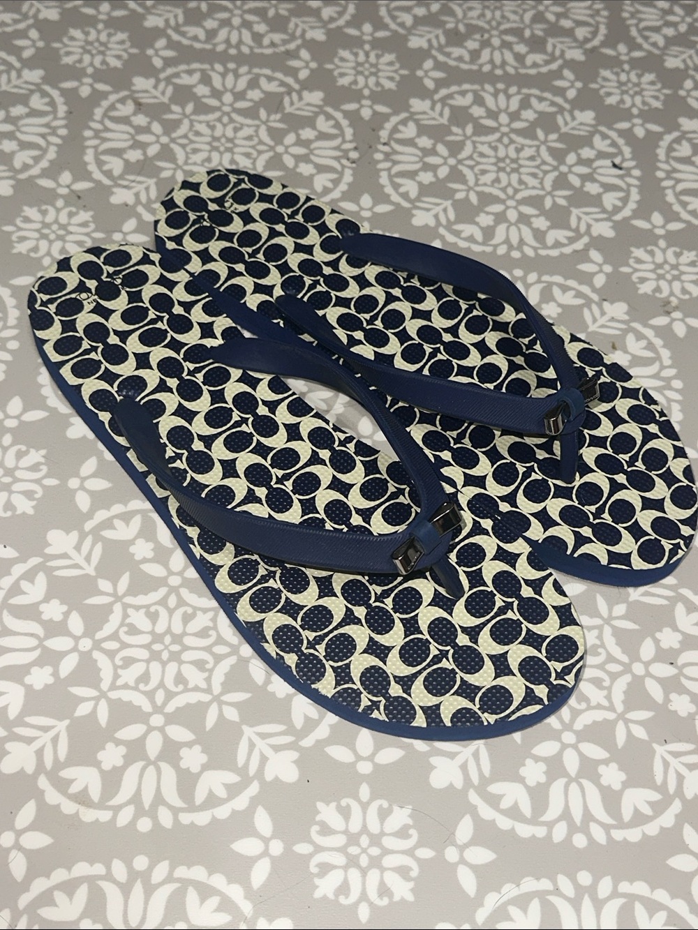 Coach Navy & Cream Bow Adorned Flip Flops
